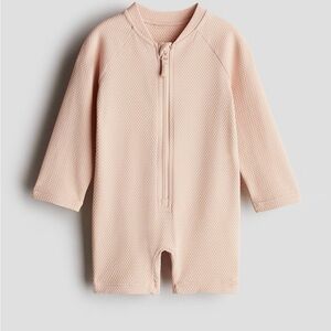 Girls New Textured Swimsuit / Jumpsuit in Dusty Pink NWT size 3/4T